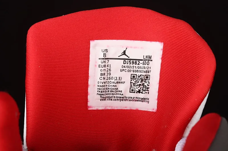 All categories Air Jordan Jordan series basketball shoes Air Jordan 13 G version Air Jordan 13 Retro AJ13 white gray red 3M reflective DJ5982-600